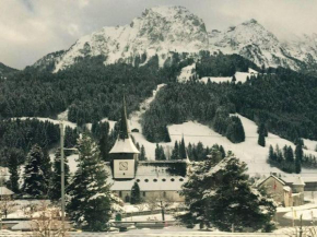 Gstaad - Cozy spacious Flat right in the village